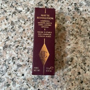 NWT Matte Revolution—The Queen